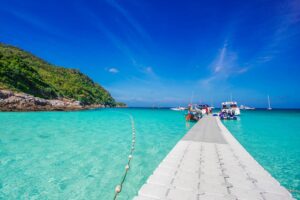 Raya Island by Speed Boat Full Day - Image 3