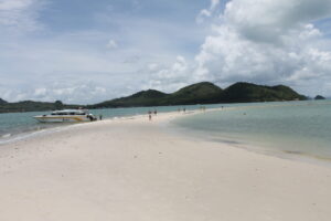 8 Unseen - Image 5