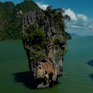 James Bond Islands - Image 5