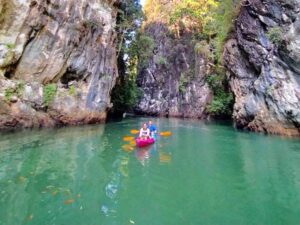 Krabi, Kayaking Paradise - Image 6